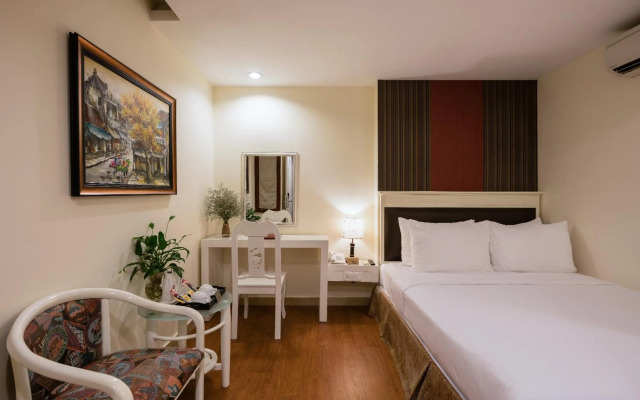 Asian Ruby Center Point Hotel