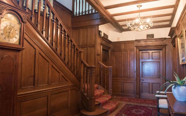 Woodcroft House