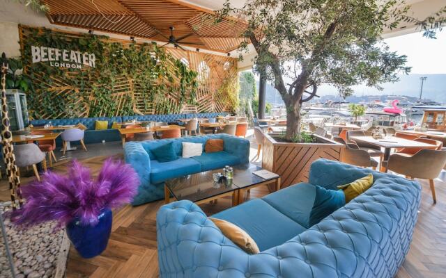 Luxury Hotel Riva - Budva