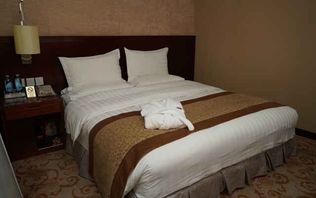 Отель Soluxe Hotel Almaty