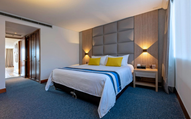 Hotel San Fernando Plaza