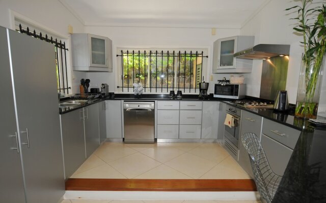 Villa Acassia with 2 rooms
