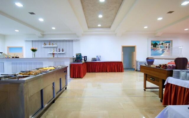 Sonia Village Hotel