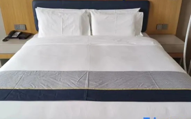 Homeinn Selected Hotel (Qixia Minsheng Road Mushi Manor)