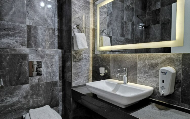Star Hotel