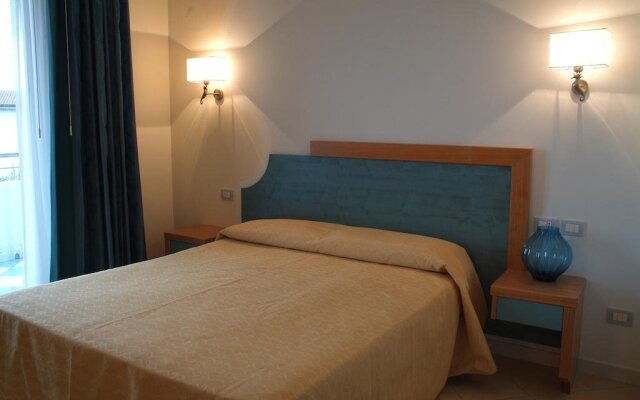 Hotel Club Cala Longa