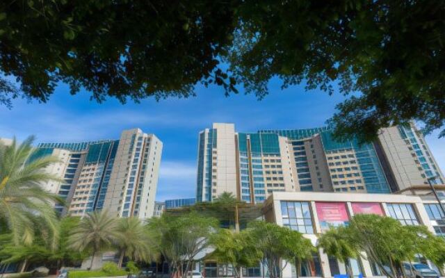 Ocean Holiday Hotel