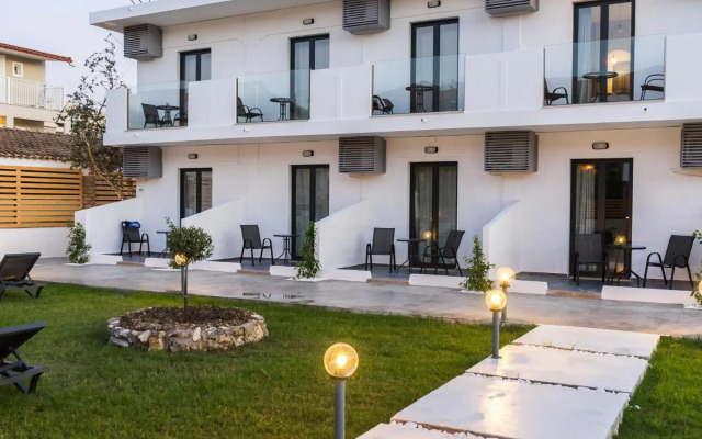 Rooms 48 by Zante Plaza