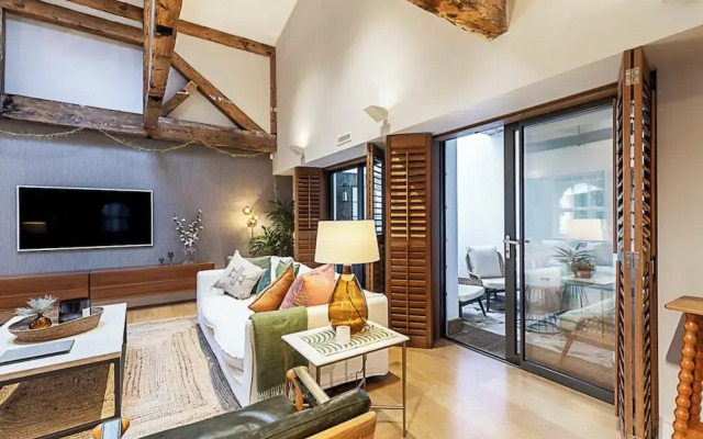 Pepys House: A Modern Touch of History