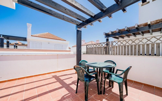 Traditional Seaside Tavira Apartment Ideal Homes