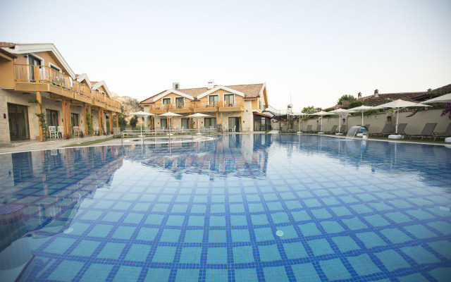 Dalyan Live Spa Resort Hotel