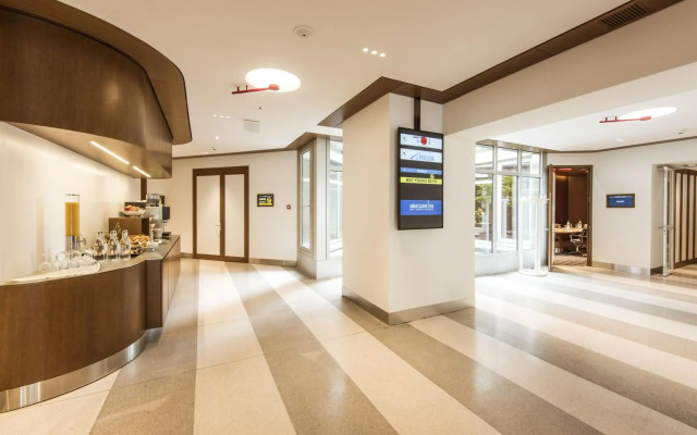 Hotel Ambassador