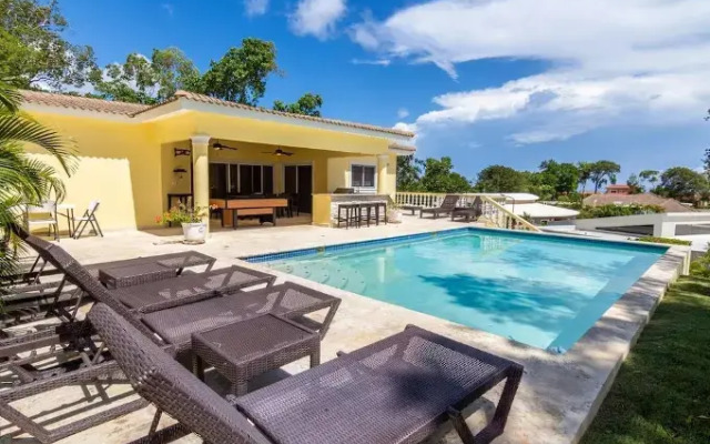 Private and Spacious 5 Bedroom Villa