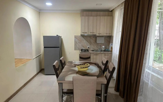 Guest House Manjgaladze 8