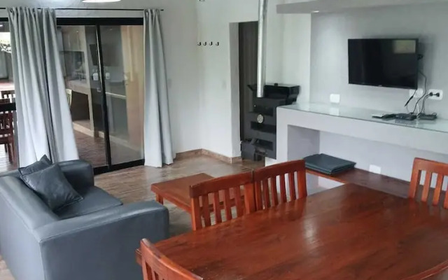 La Divina Pereza Eco