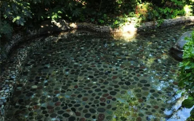 Putuoquan Hot Spring Resort