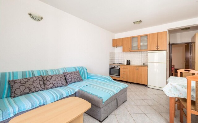 Beautiful Apartment in Vidalici With Wifi and 1 Bedrooms