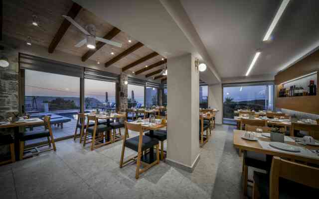 Lenikos Resort