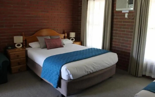 Aristocrat Waurnvale Motel