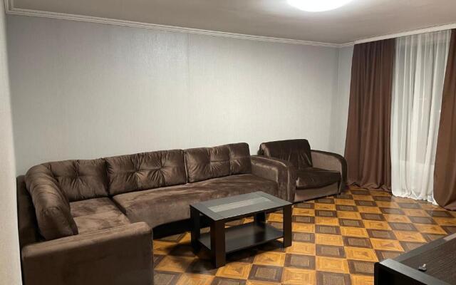 Studio at Vardaniya 7