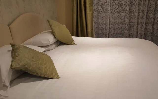 The Bear Inn and Burwash Motel