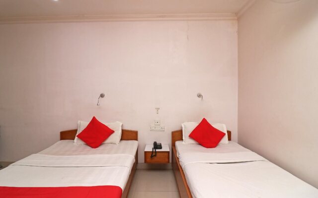 Hotel Monohar Inn By OYO Rooms