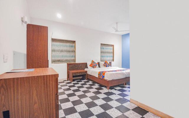 FabExpress Coco Goa Resort With Pool, Arpora