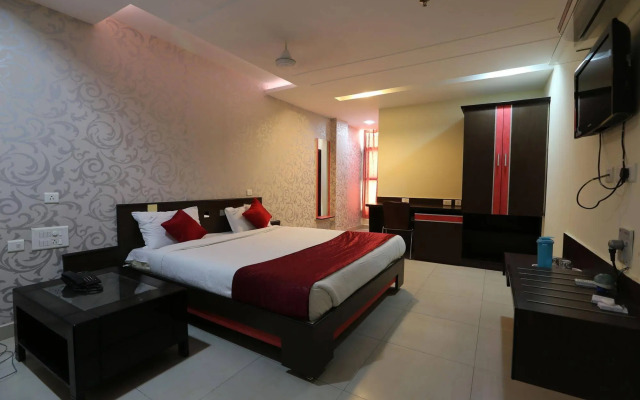 Hotel VJR Residency