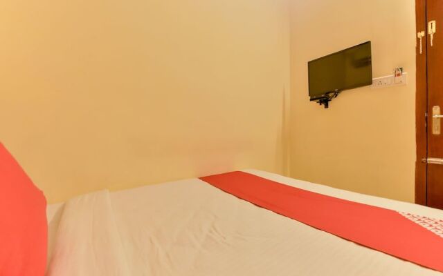 OYO 8214 Malabar Plaza Residency 1