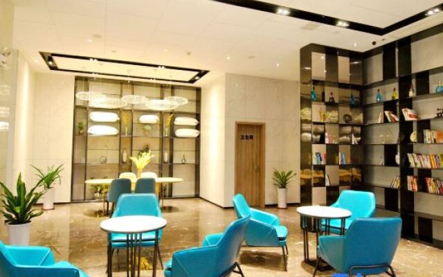 Sanyuan Hotel (Wuling Square)