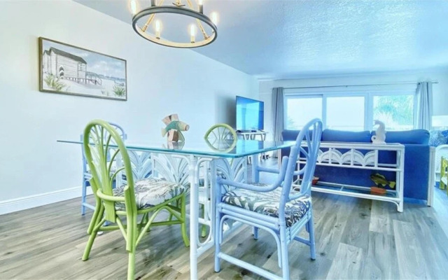 Chateaux 106 by Teeming Vacation Rentals