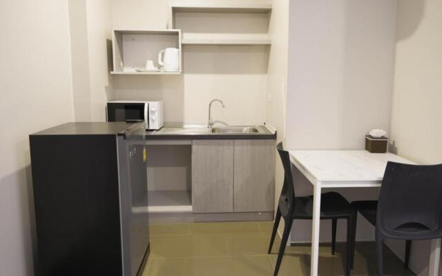 Roomquest Sukhumvit 107