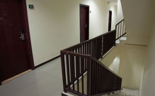 RedDoorz near Kawasan Industri SIER 2