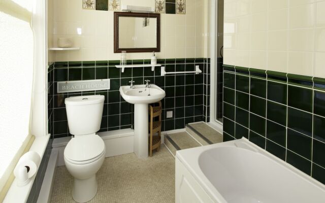 Buckingham Lodge - Guest house