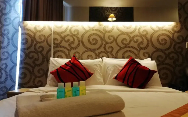 Paragon City Hotel