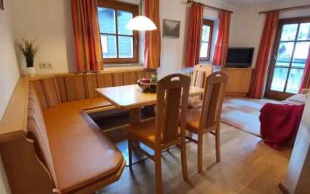 Schlosserhaus Appartements