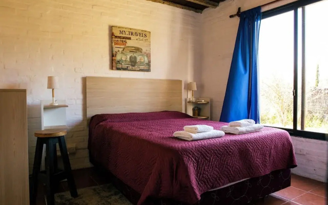 La Quinta Hostel & Suites