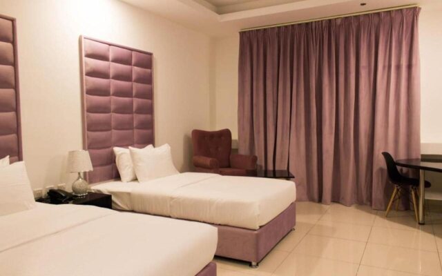 Parkside Plaza Hotel - Muscat
