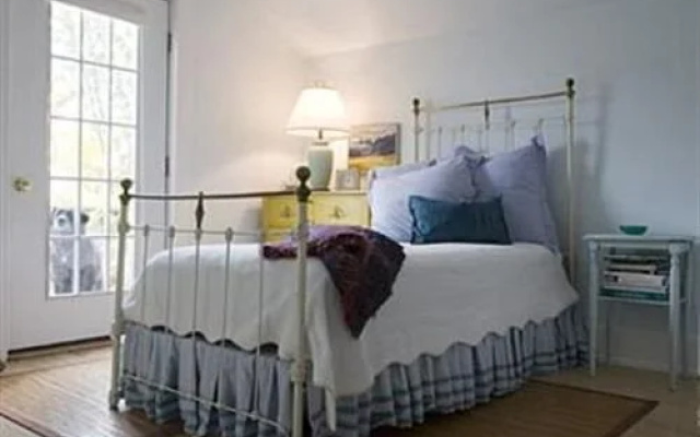The Guesthouse