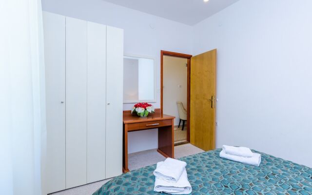 Apartments Nicol