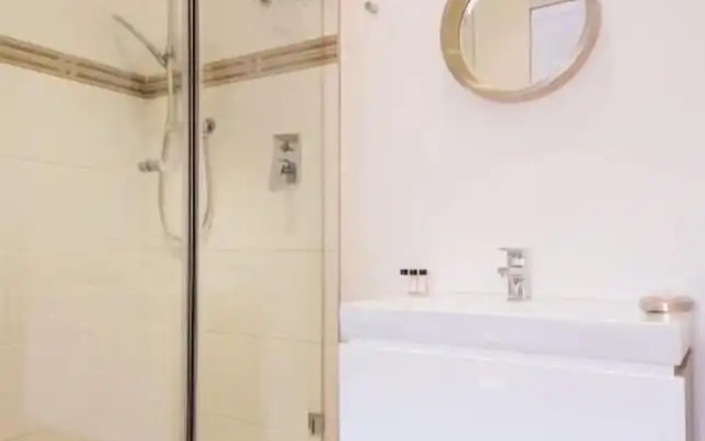 Number 5 Guesthouse