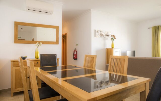 C11 - Quinta das Palmeiras Apartment