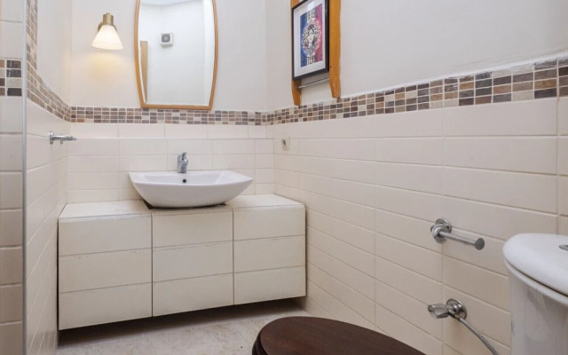 Apartment With Fascinating View in Besiktas