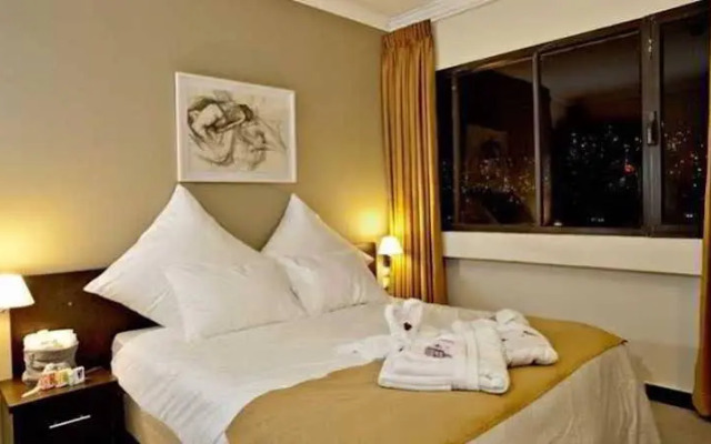 Market Hotel