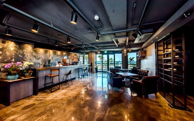 Jeju Marevo Beach Hotel