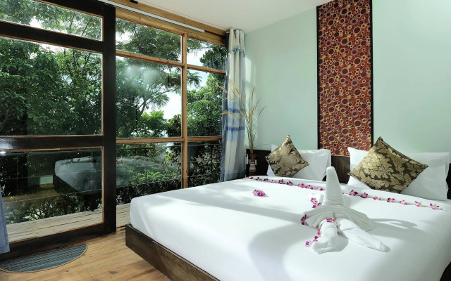 Phi Phi Sea Sky Resort