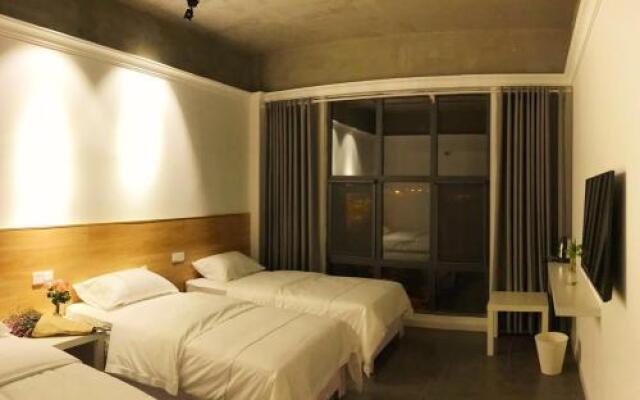 Buling Buling Youth Hostel