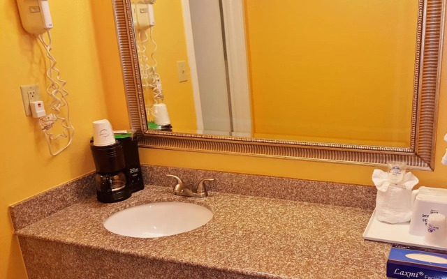 Hilcrest Inn & Suites