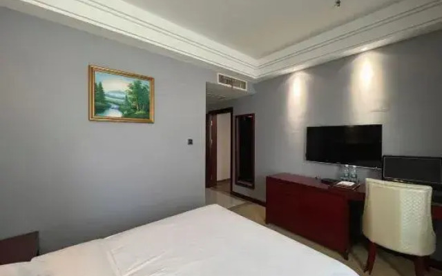 Huaggang Deerfu Yiaihu Hotel