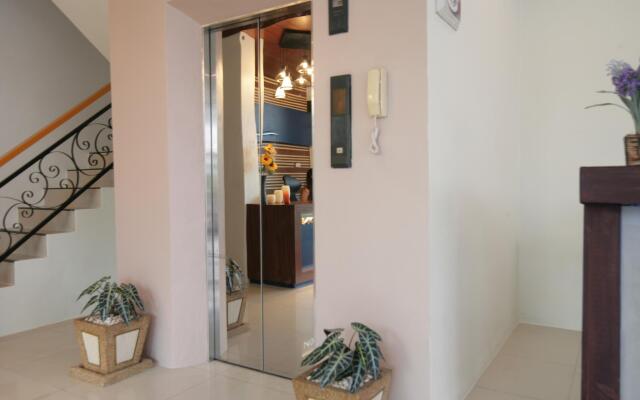 Calypso Patong Hotel